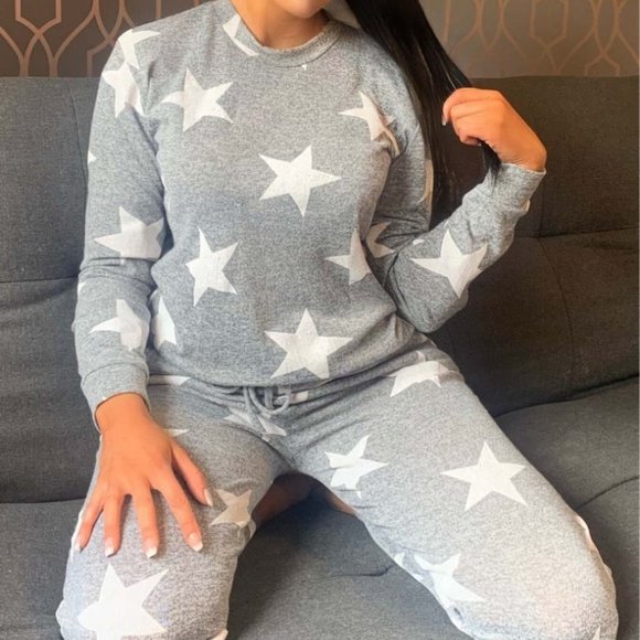 Madelynn Grey Star Print Jogger Lounge Set - Picture 5 of 13